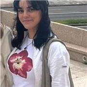 Profesora de dibujo , arquitectura y arte, estudiante de máster de arquitectura.